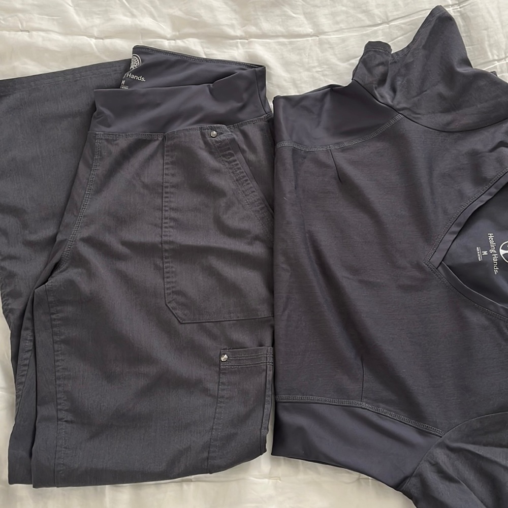 Healing hands, gray scrub set